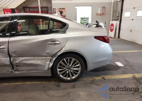 2019 Infiniti Q50 3.0T Luxe z USA, uszkodzony, nr VIN JN1EV7AP7KM512770